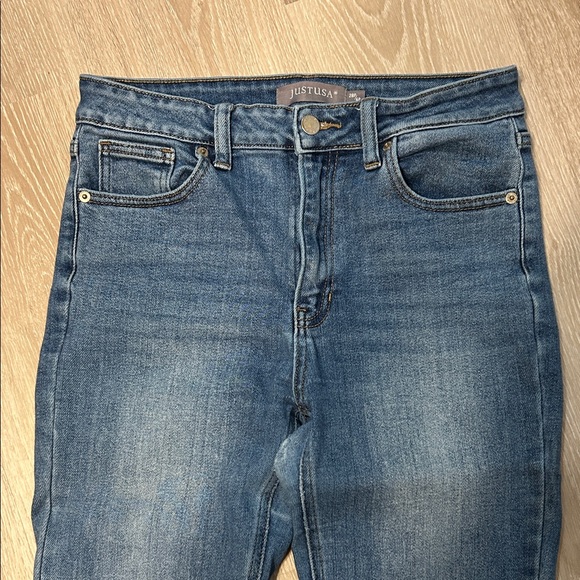 JUSTUSA Faded Frayed Hem Ankle Straight Cut Denim Jeans - Petite - Picture 3 of 7